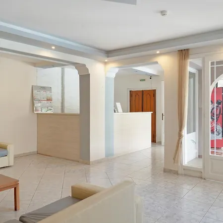 Sandy Maria 104 Apartamento *